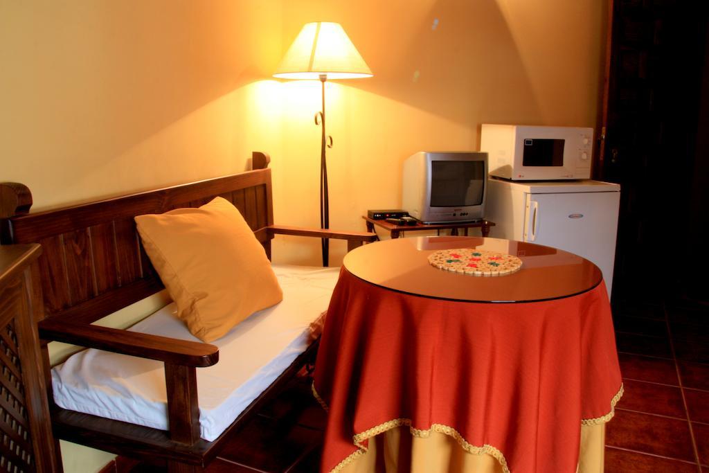 La Boticaria Casa Rural Apartamento Descargamaría Rom bilde