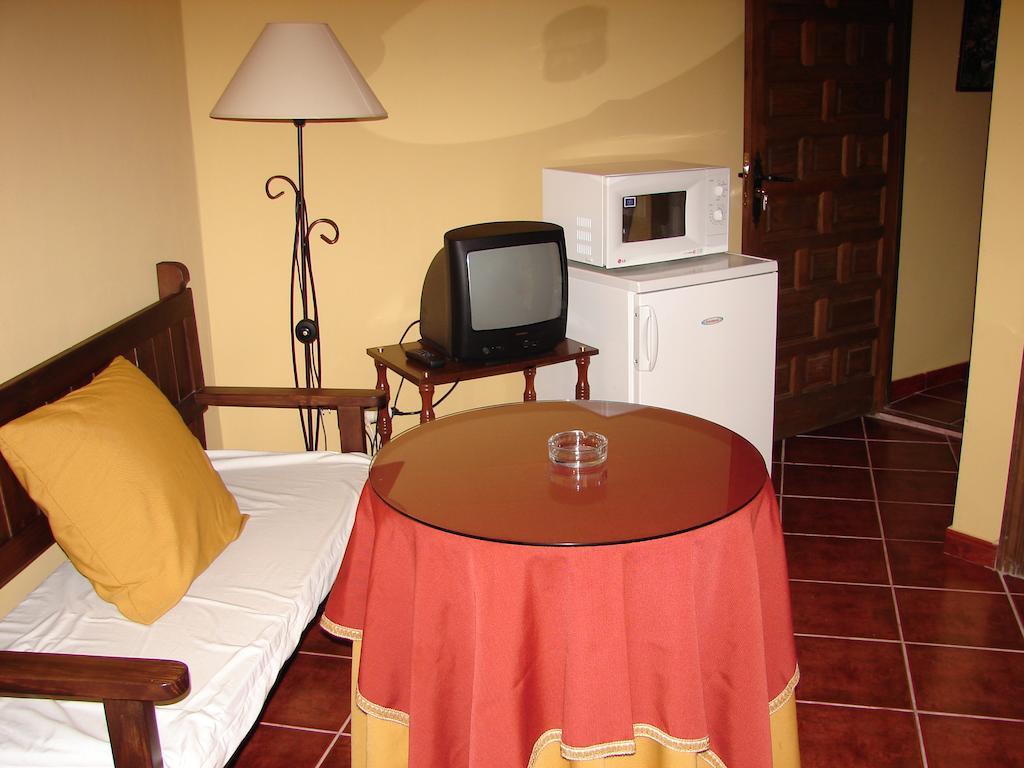La Boticaria Casa Rural Apartamento Descargamaría Eksteriør bilde